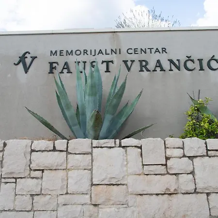 Appartement Milica Garden *