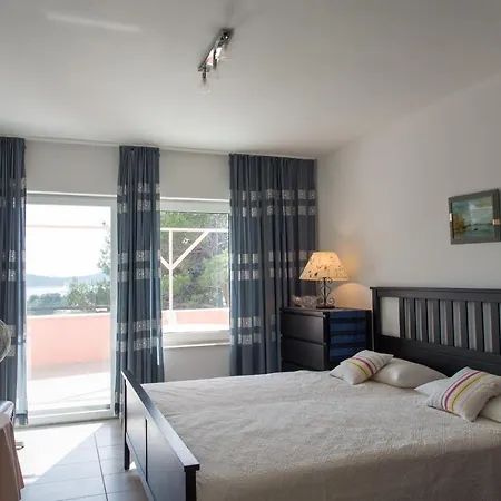 Milica Garden Appartement Prvic Sepurine