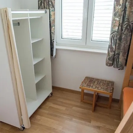Milica Garden Apartment Prvic Sepurine