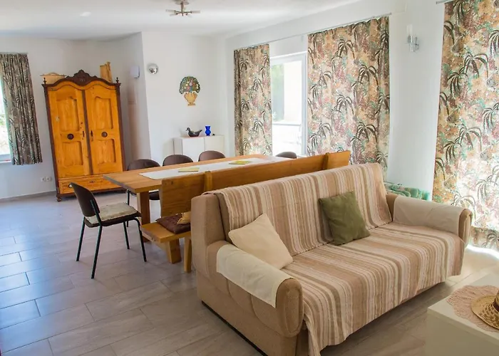 Milica Garden * Prvic Sepurine