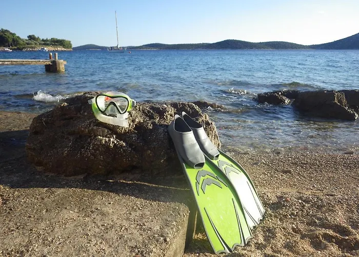 Milica Garden Appartement Prvic Sepurine